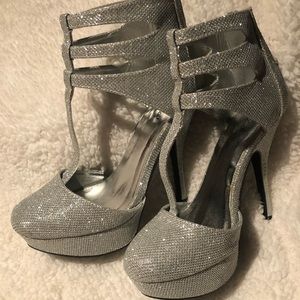 Quipid sparkly silver platform high heel
